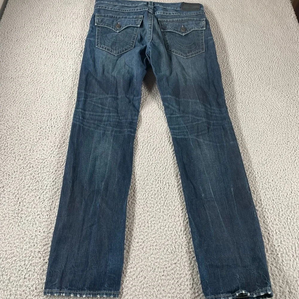 True Religion Men's Geno Flap SE Jeans Denim Blue Wash Size 34 Relax Slim Distre